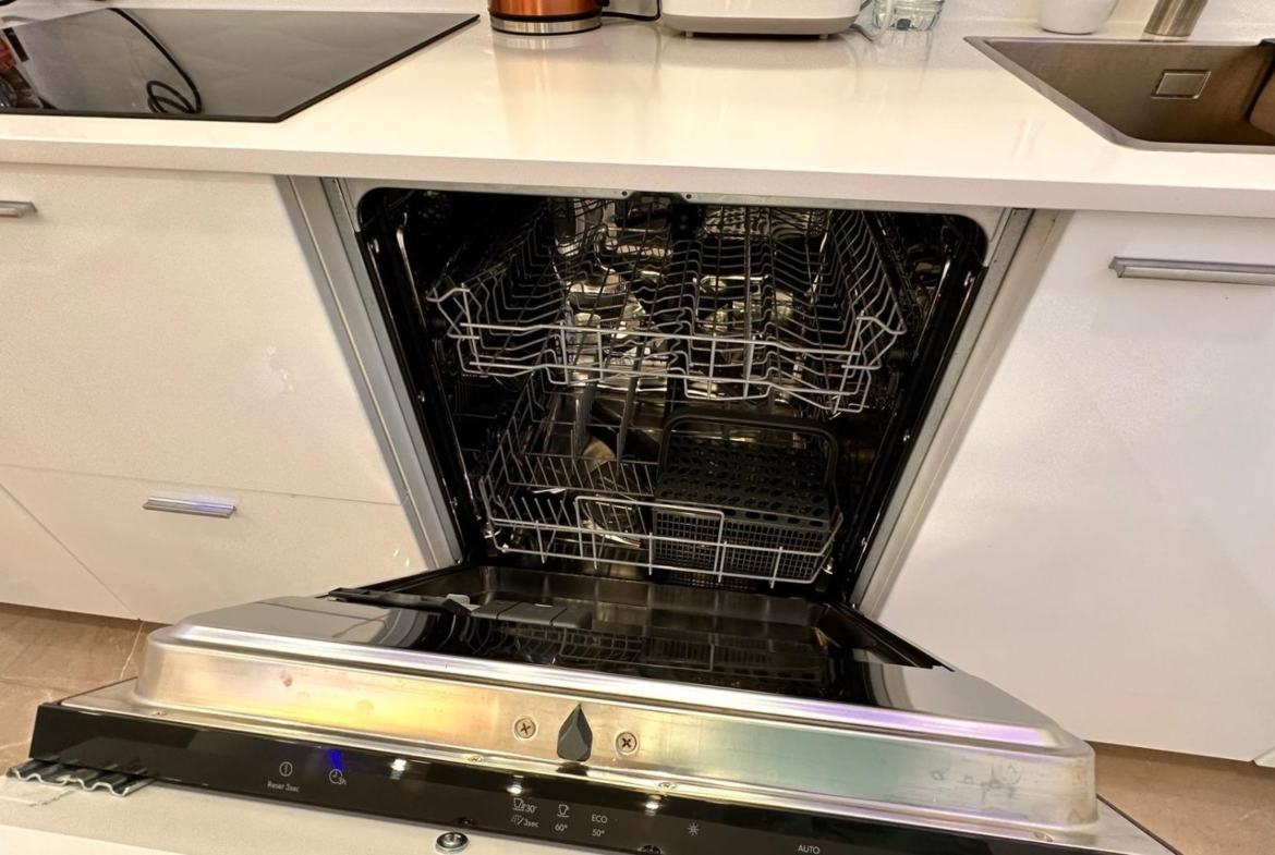 Apartamento reformado en Torrevieja conlicencia turistica