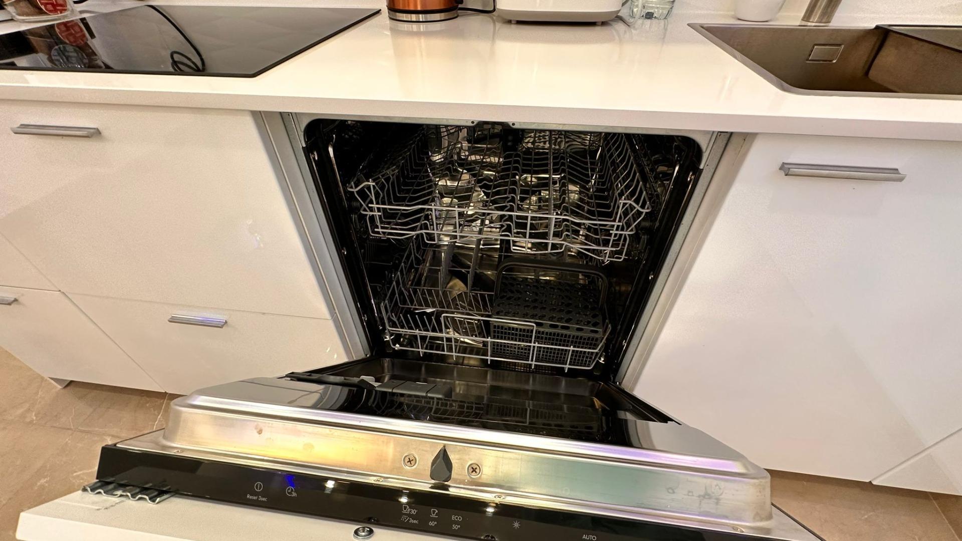 Apartamento reformado en Torrevieja conlicencia turistica