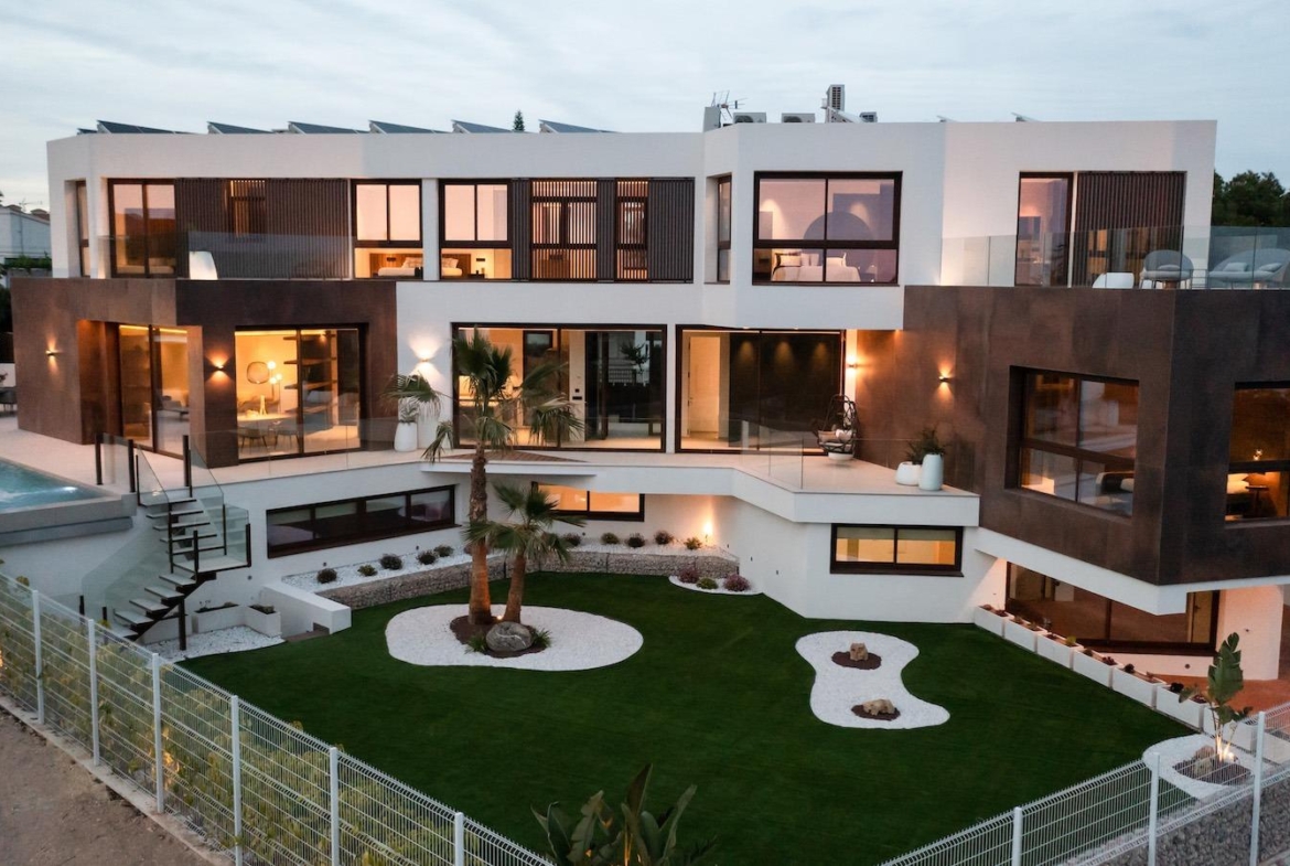 Villa moderna de alta calidad