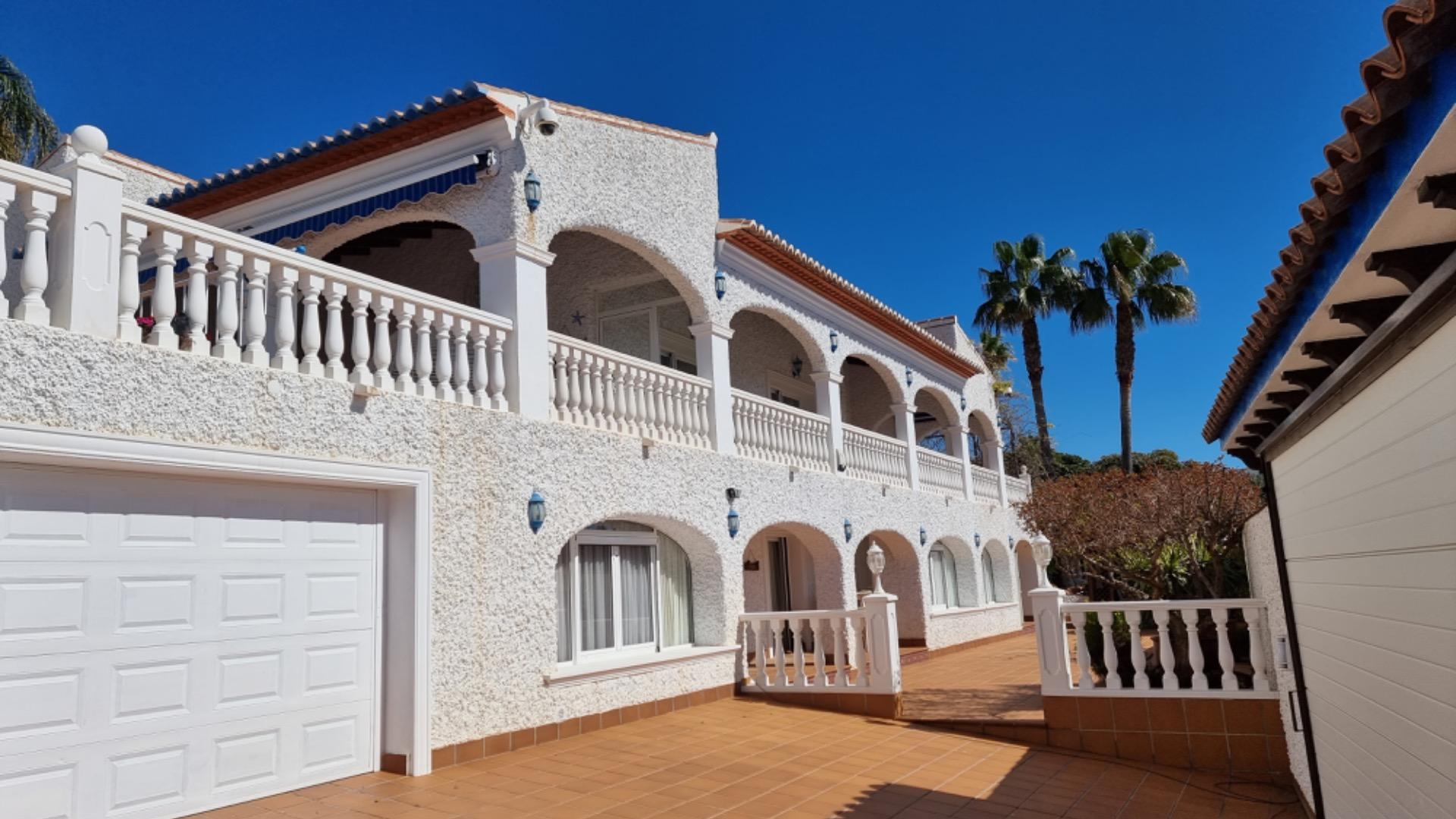 Luxe villa voor een groot gezin in Moraira