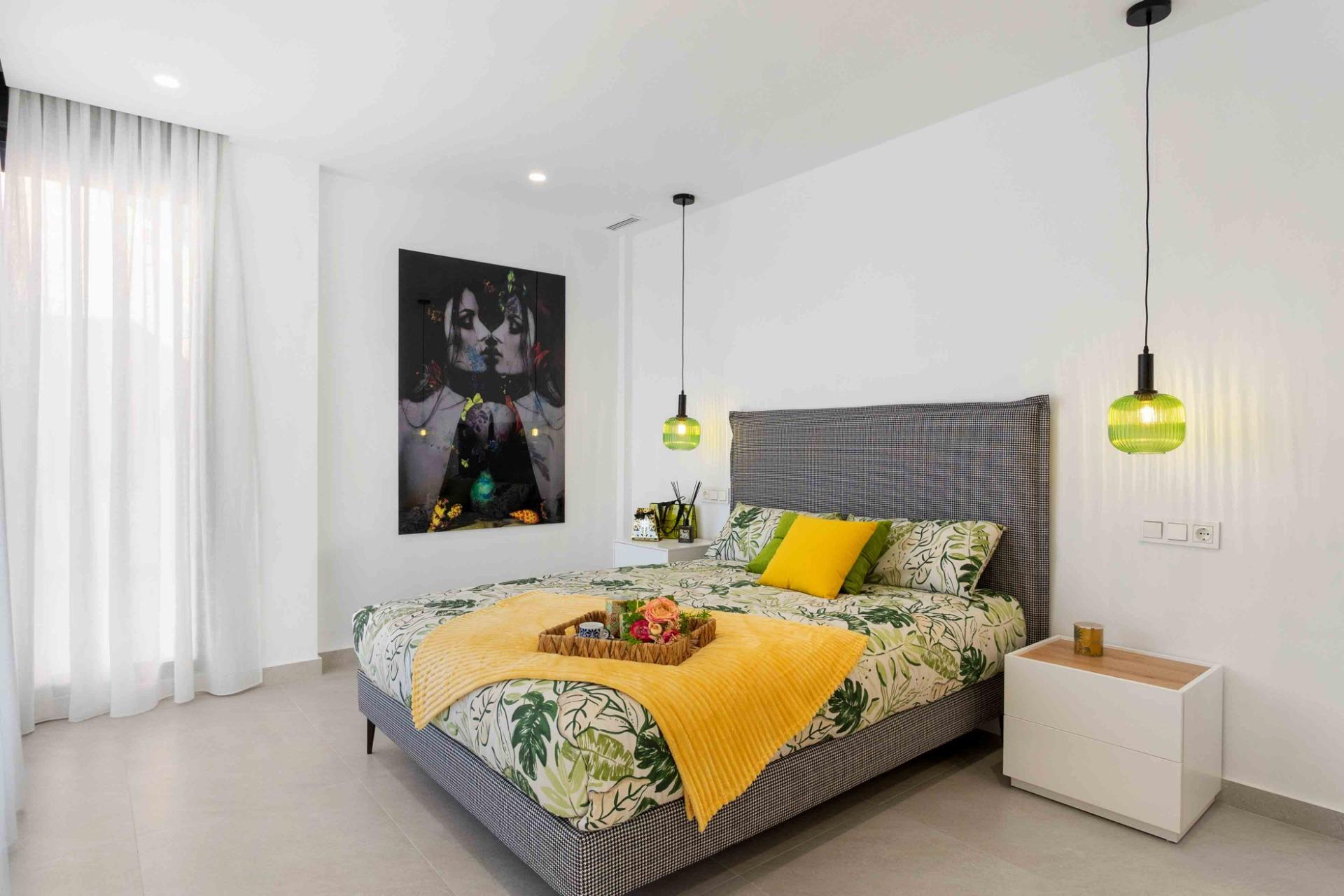 LUXURY VILLAS. NEW CONSTRUCTION. PILOT FLAT DONE.