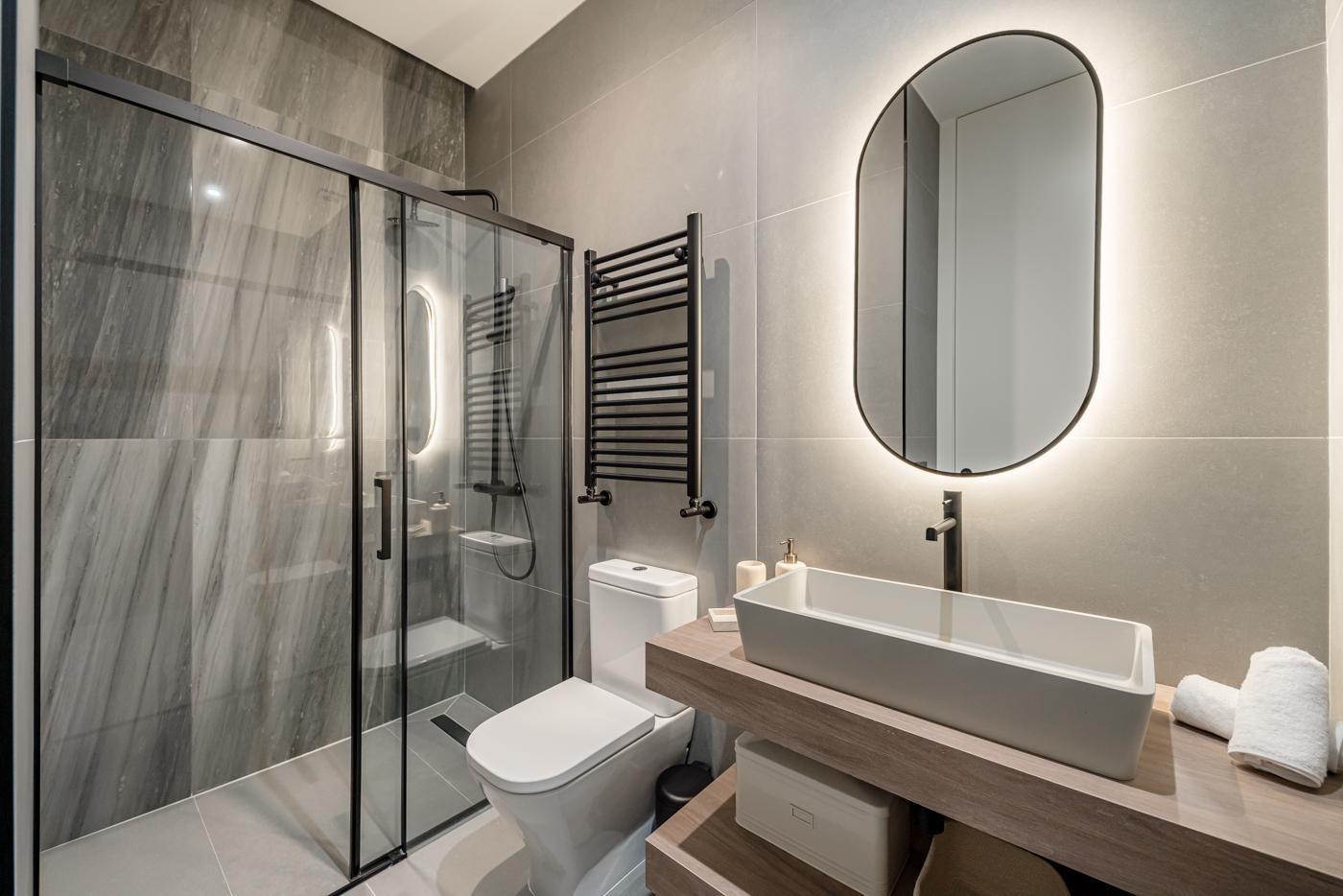 COMPLETELY RENOVATED HOUSING FOR SALE IN THE CENTRAL AREA, MADRID