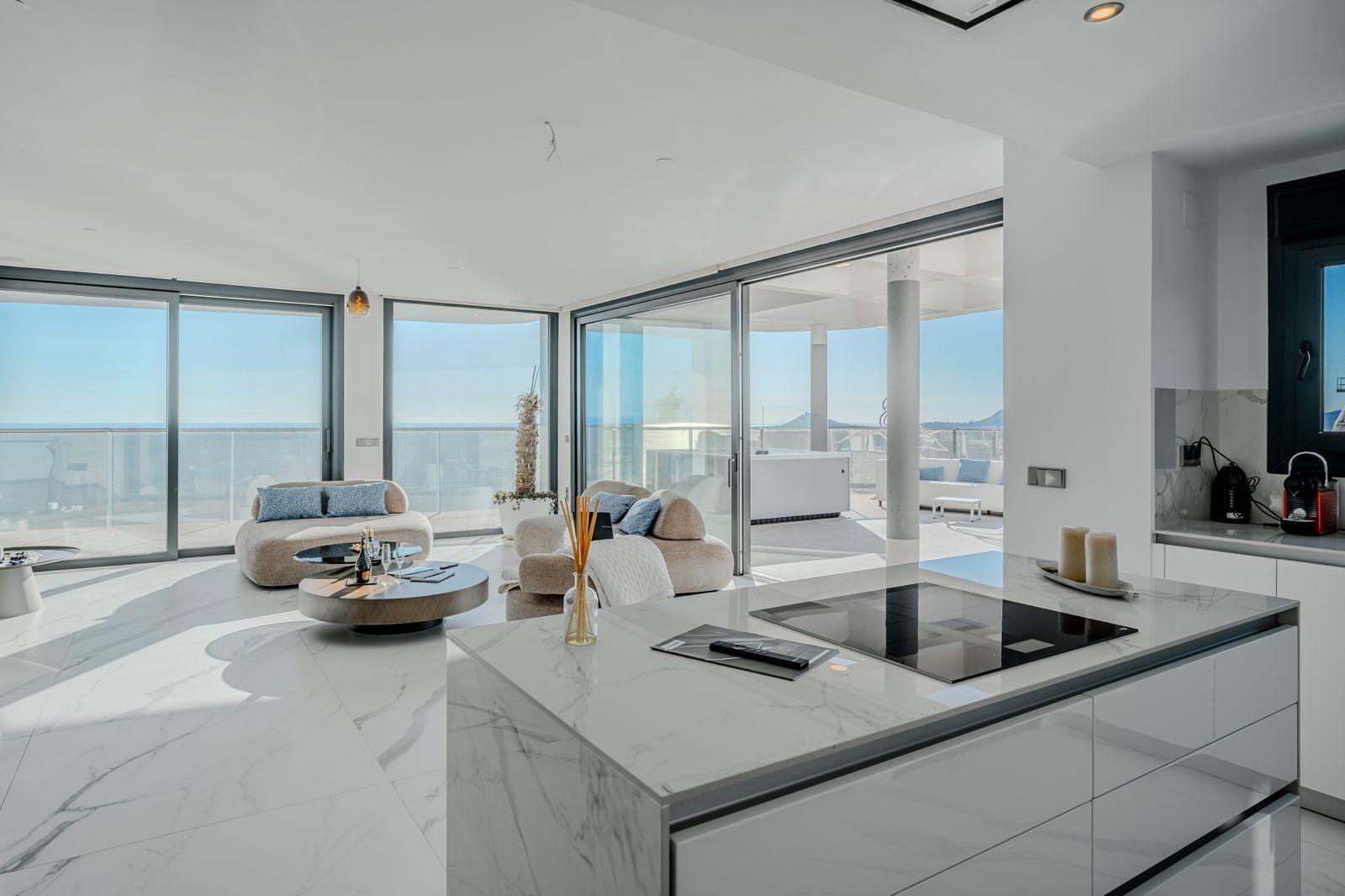 Premium Apartment at Sunset Cliffs – 29th Floor
