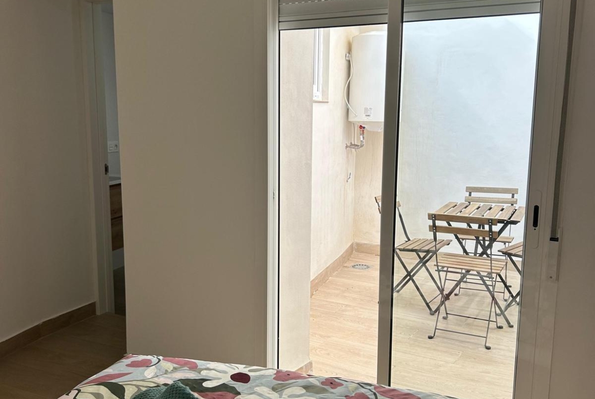 🏡✨ Townhouse in Benidorm Old Town: Charm and Comfort by the Sea 🌊🌴