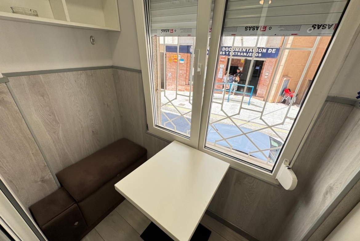 2 BAÑOS. 65 M2. SECADO POR DOS ESTUDIOS PARA ALQUILAR