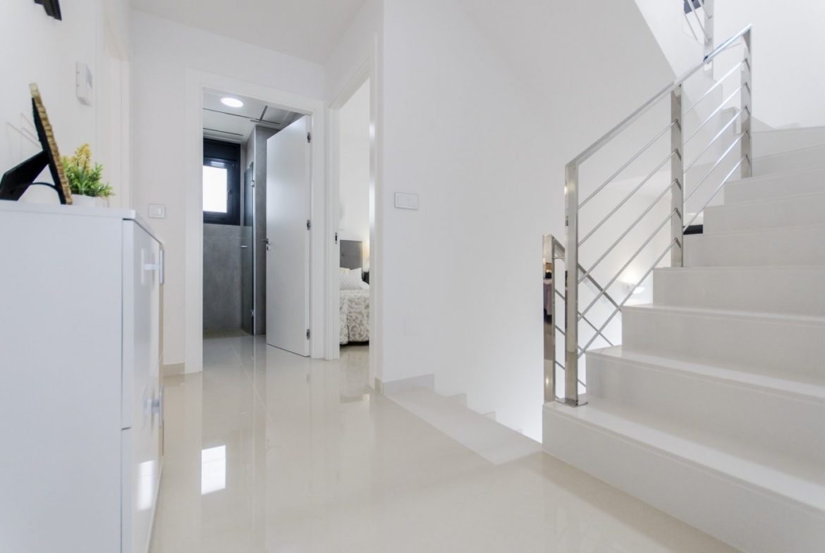 NEW BUILD RESIDENTIAL OF VILLAS IN SAN MIGUEL DE SALINAS