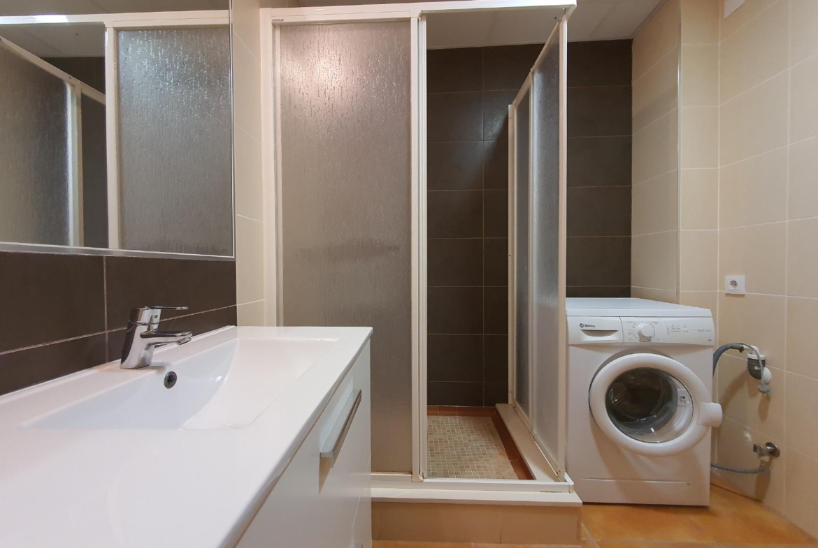 !!OPORTUNIDAD INVERSORES!! MAGNÍFICO EDIFICIO REFORMADO EN PLENO CENTRO DE ALICANTE