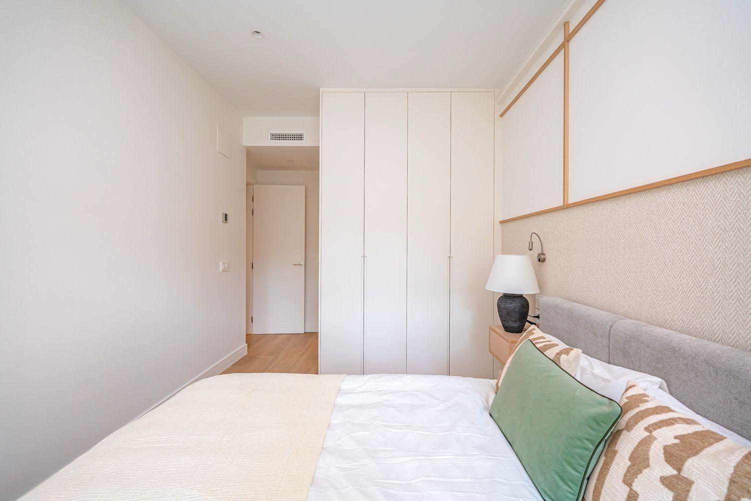 ELEGANT VOLLEDIG GERENOVEERD APPARTEMENT MET TERRAS IN ARAPILLES, MADRID