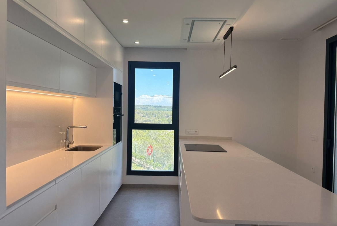Nieuw appartement te koop in Las Colinas Golf Resort