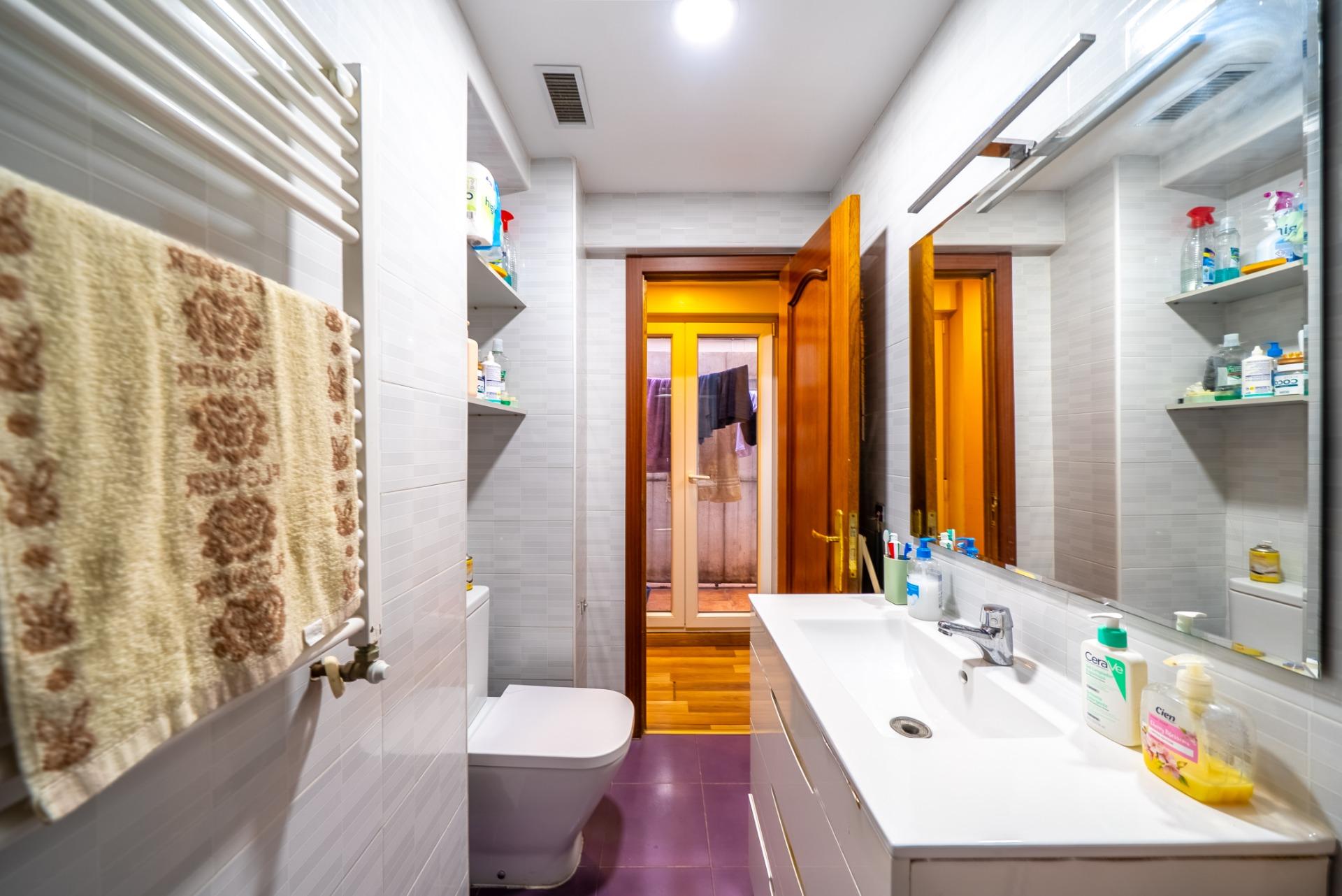 3-16-143 BRIGHT EXTERIOR APARTMENT IN CIUDAD LINEAL