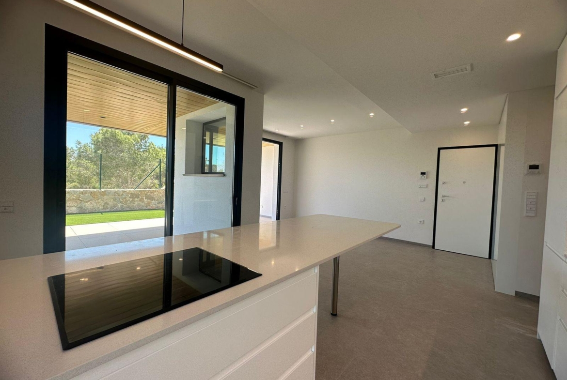 Nieuw appartement te koop in Las Colinas Golf Resort