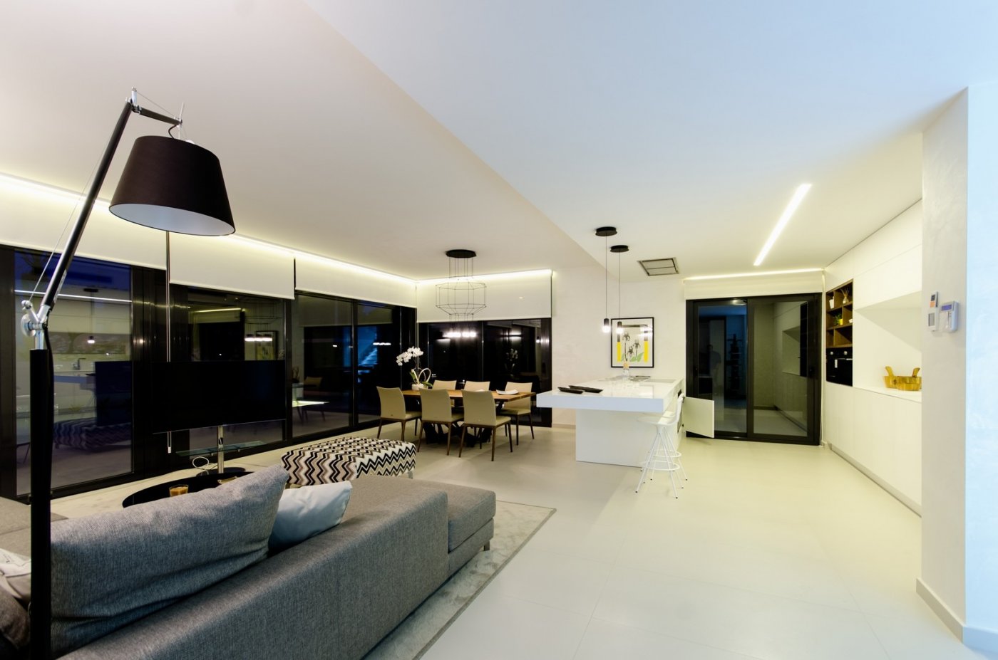 3-16-5 NEW CONSTRUCTION VILLAS 250 m FROM THE BEACH IN CAMPOAMOR