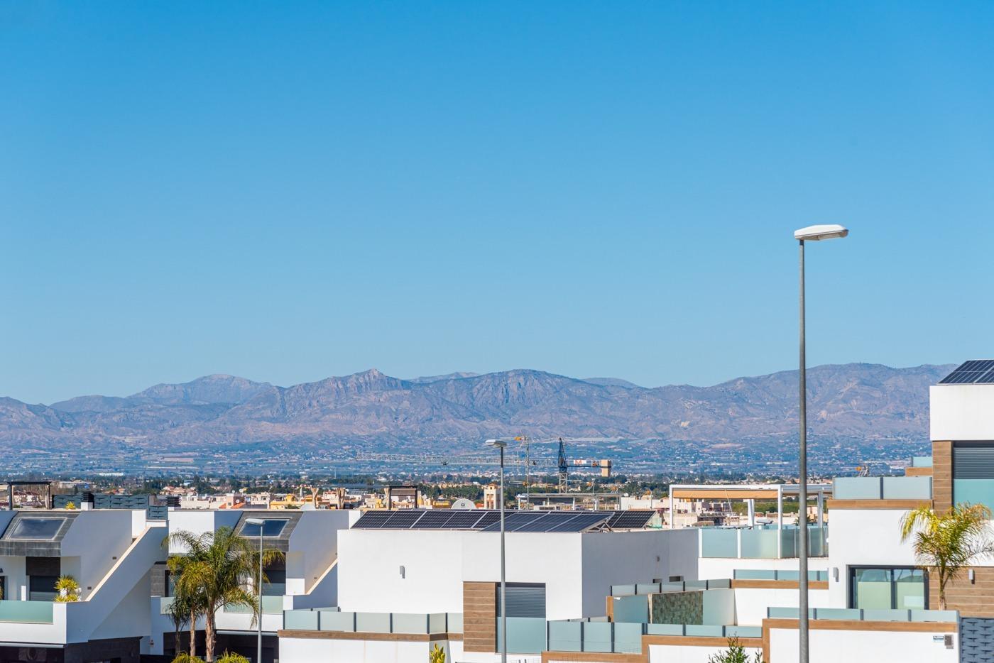 OBRA NUEVA. RESIDENCIAL PRIVADA EN BENIJOFAR. 2 DORM. 2 BAÑOS. TERRAZA 16 M2. PISCINA.