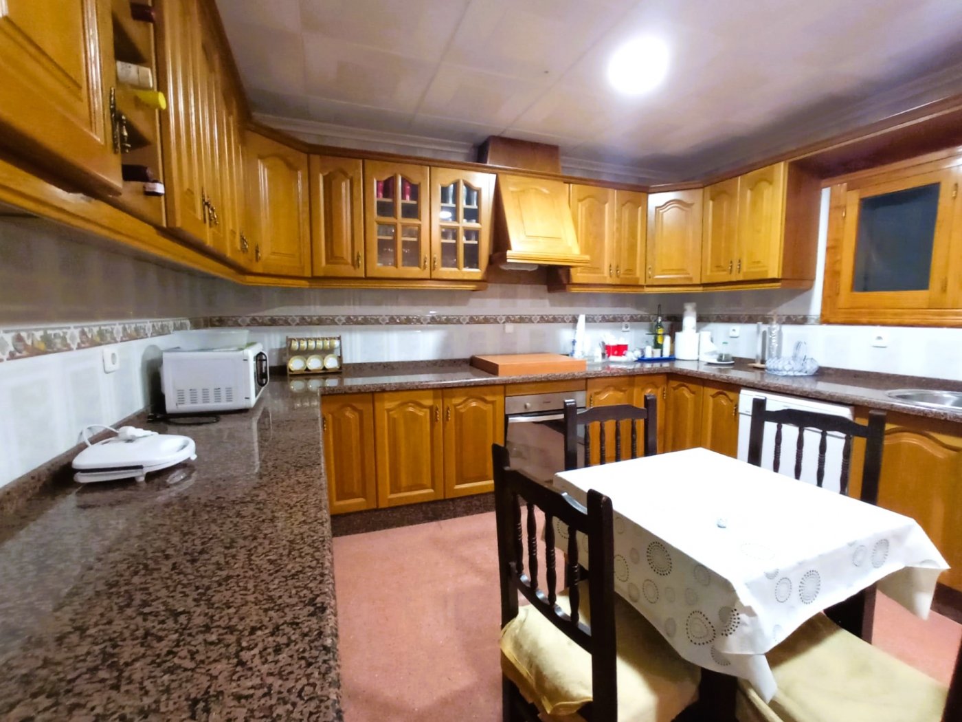 INDEPENDENT VILLA OF 500M2 – LAND OF 10,000M2 NEXT TO BONALBA – MUCHAMIEL