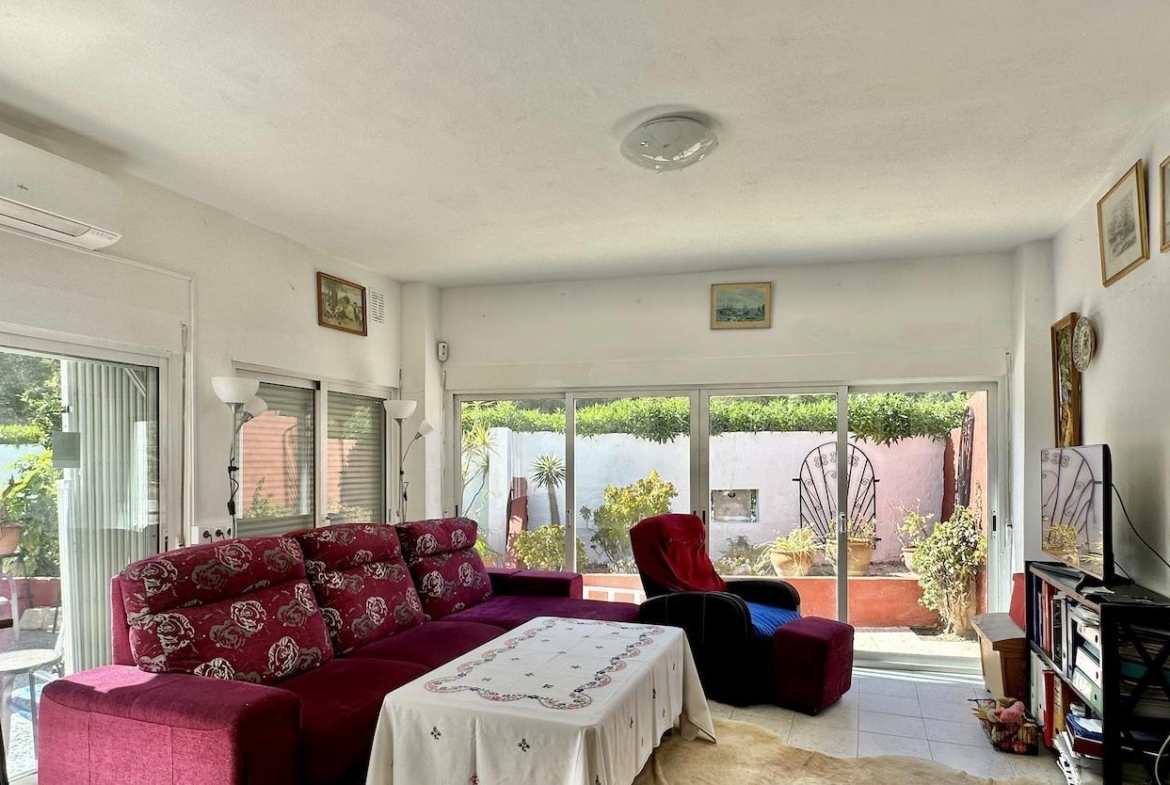 LOVELY  VILLA IN ALFAS DEL PI