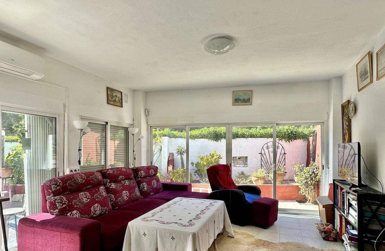 LOVELY  VILLA IN ALFAS DEL PI