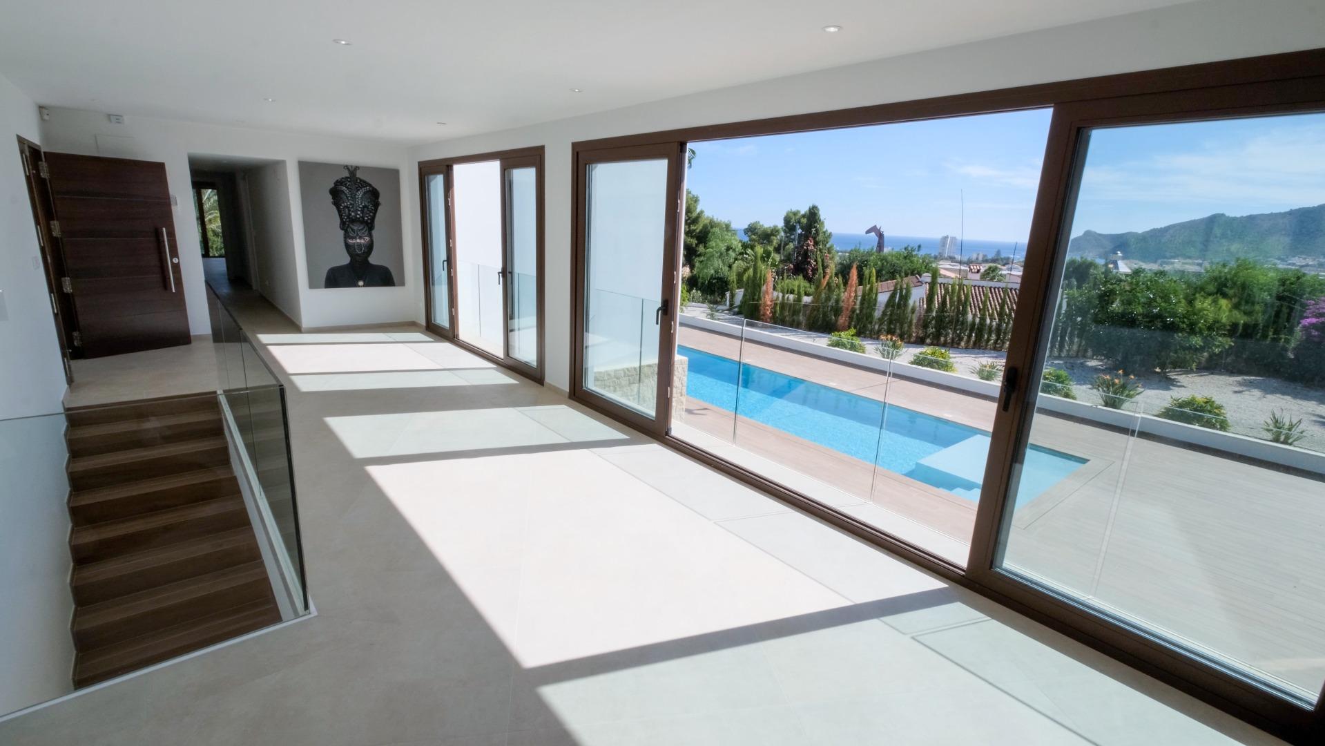 3-17-33 “Stunning Villa with scenic views to the sea and valle in Altea”