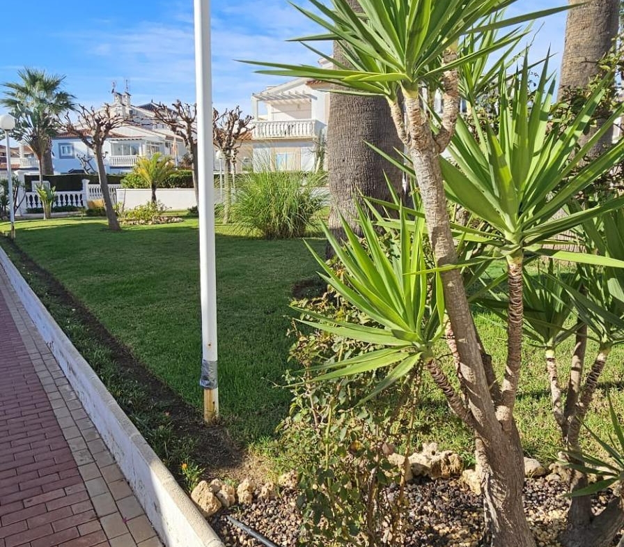 ORIHUELA COSTA EXCLUSIVA: ZENIAMAR 3, 4 HABS AMPLIO JARDIN PISCINA COM 320.000 EUROS!