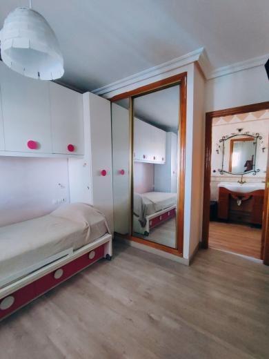 SPECTACULAR VILLA WITH 6 BEDROOMS AND 4 BATHROOMS IN AGUAS NUEVAS