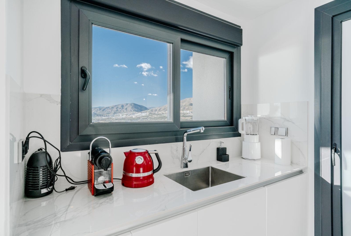 Premium Apartment at Sunset Cliffs – 29th Floor