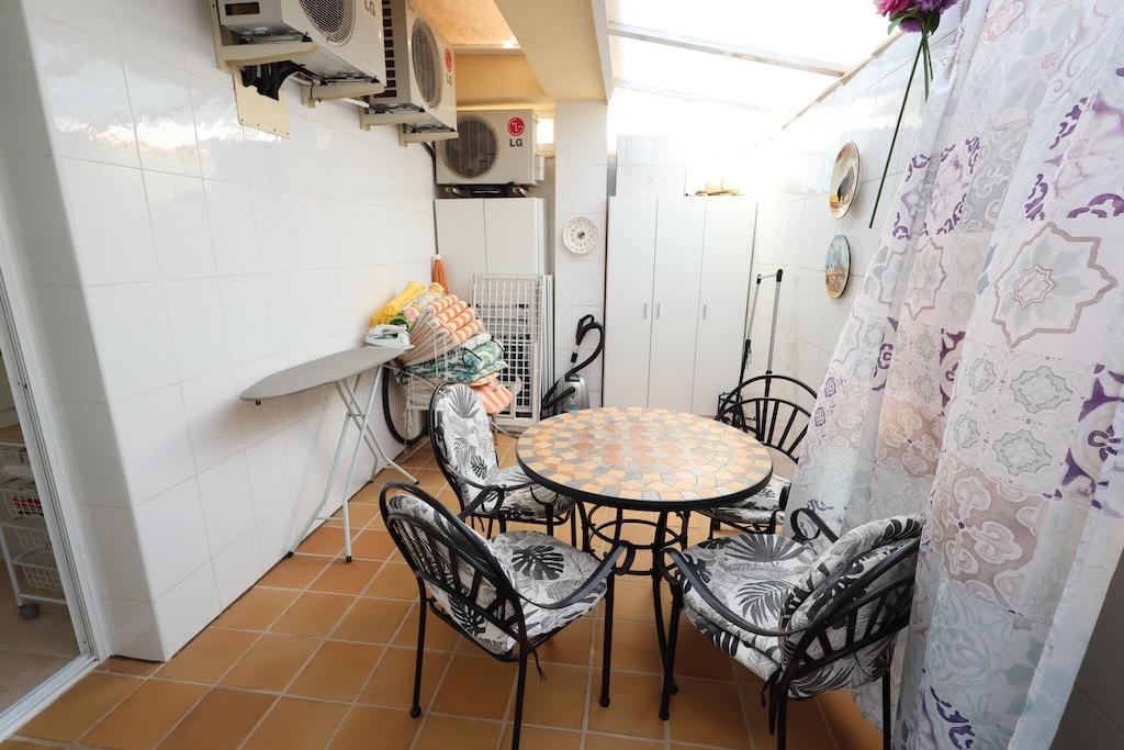 Apartment with sea views in Aguamarina