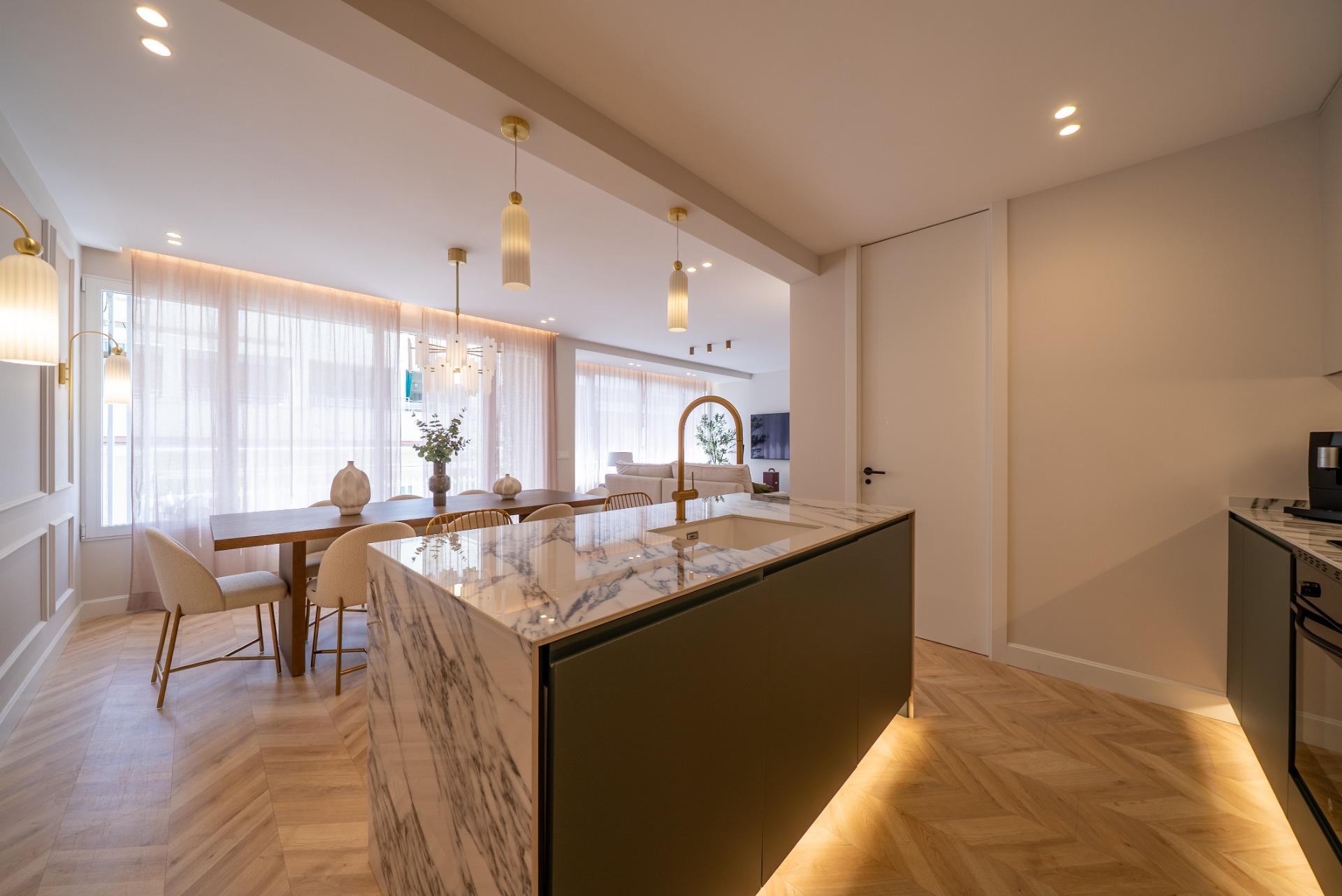 LUXURY HOUSING IN GOYA WITH PARKING SPACE