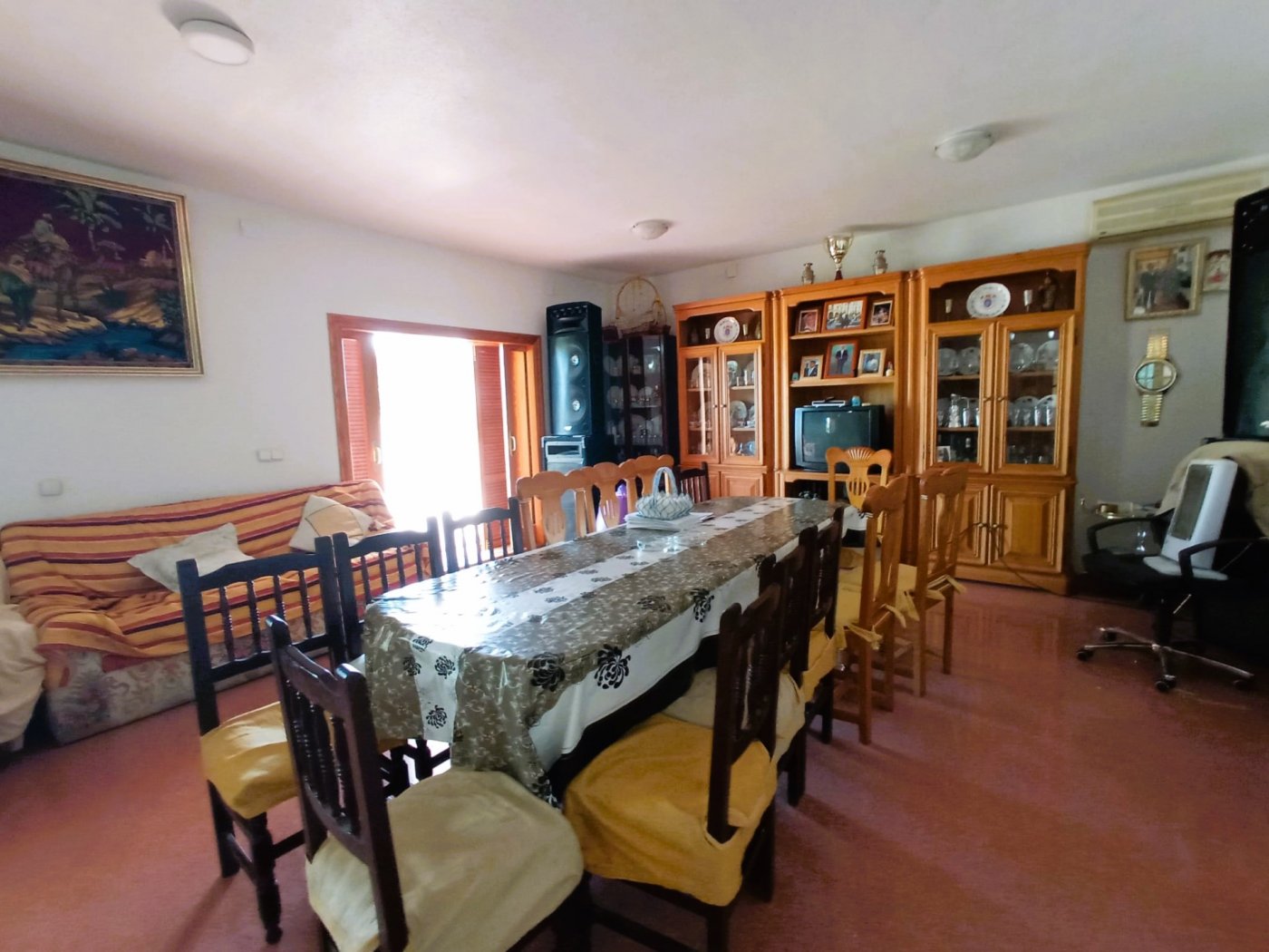 INDEPENDENT VILLA OF 500M2 – LAND OF 10,000M2 NEXT TO BONALBA – MUCHAMIEL