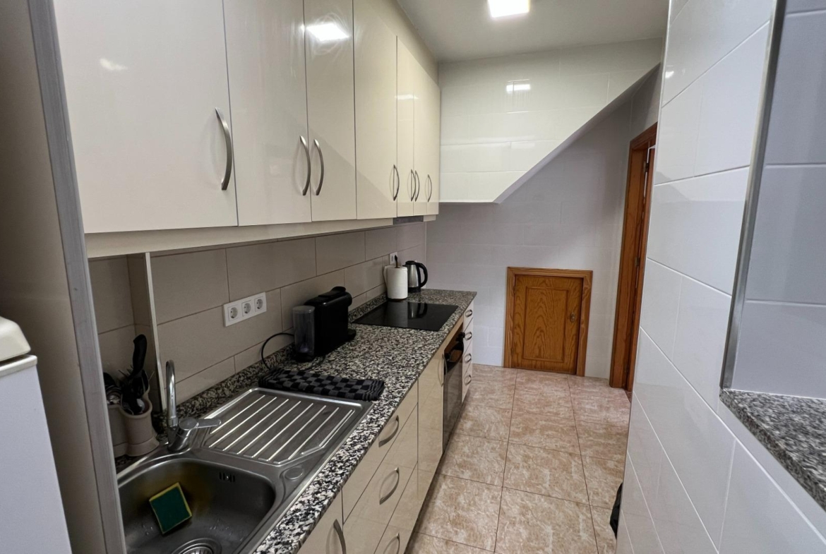 🏡 Your lakeside home with ☀️ solarium and 🌿 private garden in Torrevieja!