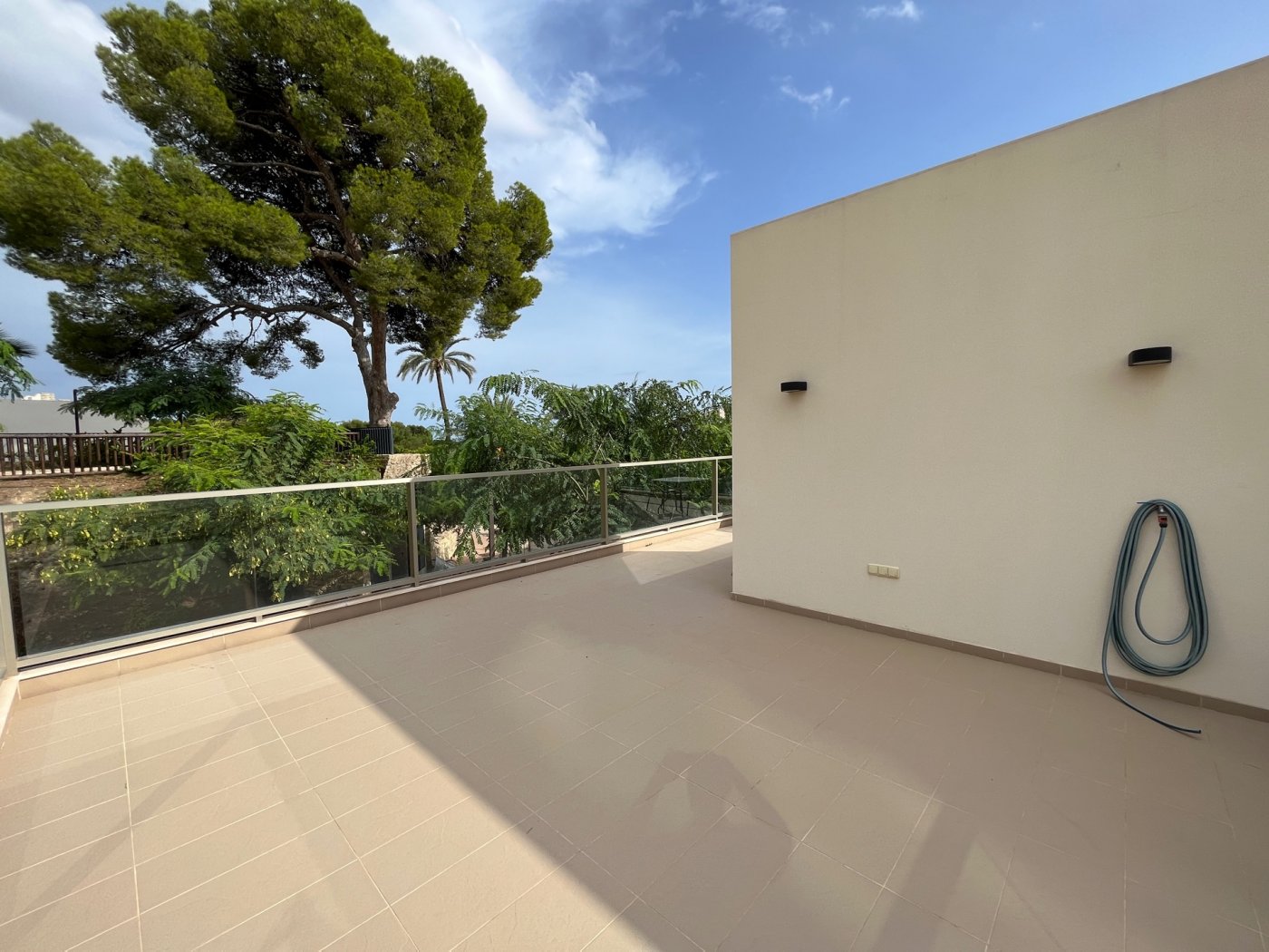 VILLA FOR SALE IN VILLAJOYOSA