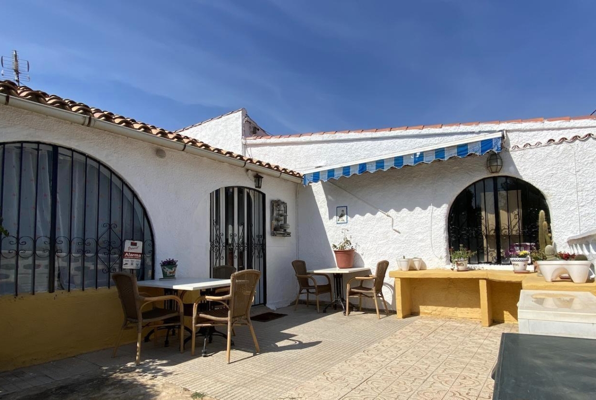 LOVELY  VILLA IN ALFAS DEL PI