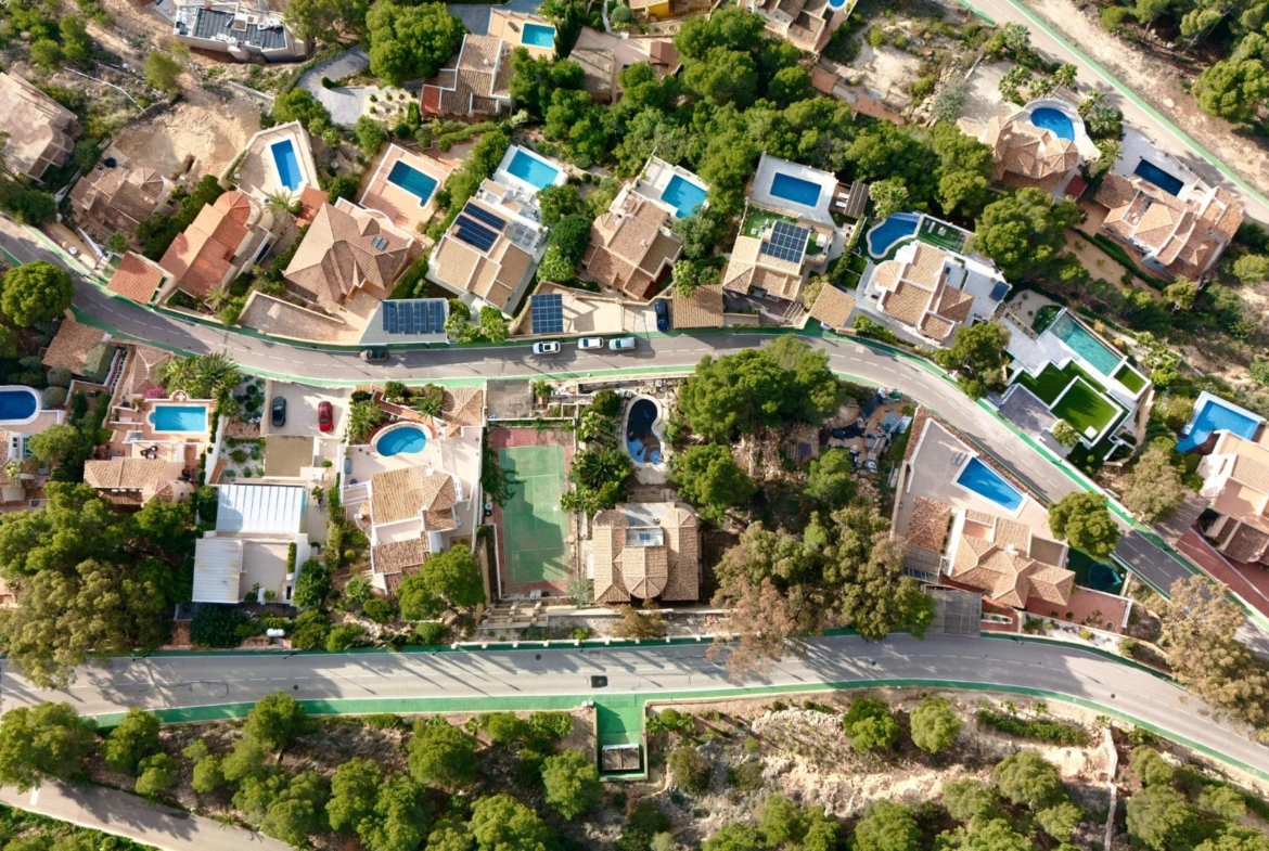 Mediterranean Luxury in Altea Hills: Exclusive Property with Spectacular Views and Unique Spaces