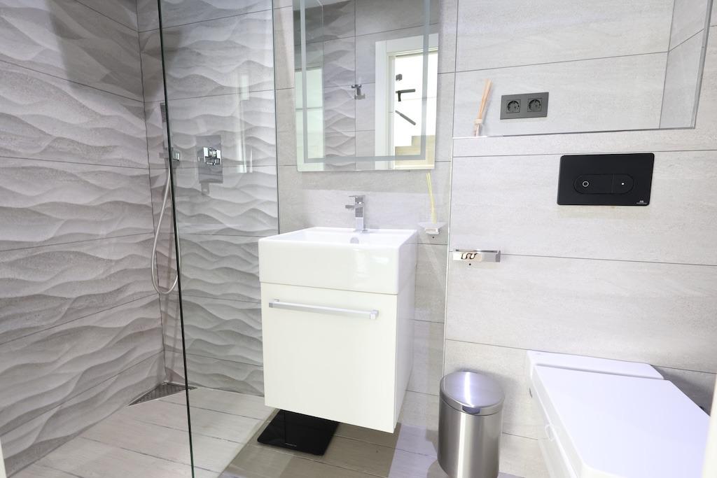 VILLA DE LUJO DE 5 DORM. 6 BAÑOS. EN MONTE OLIMPO JÁVEA.