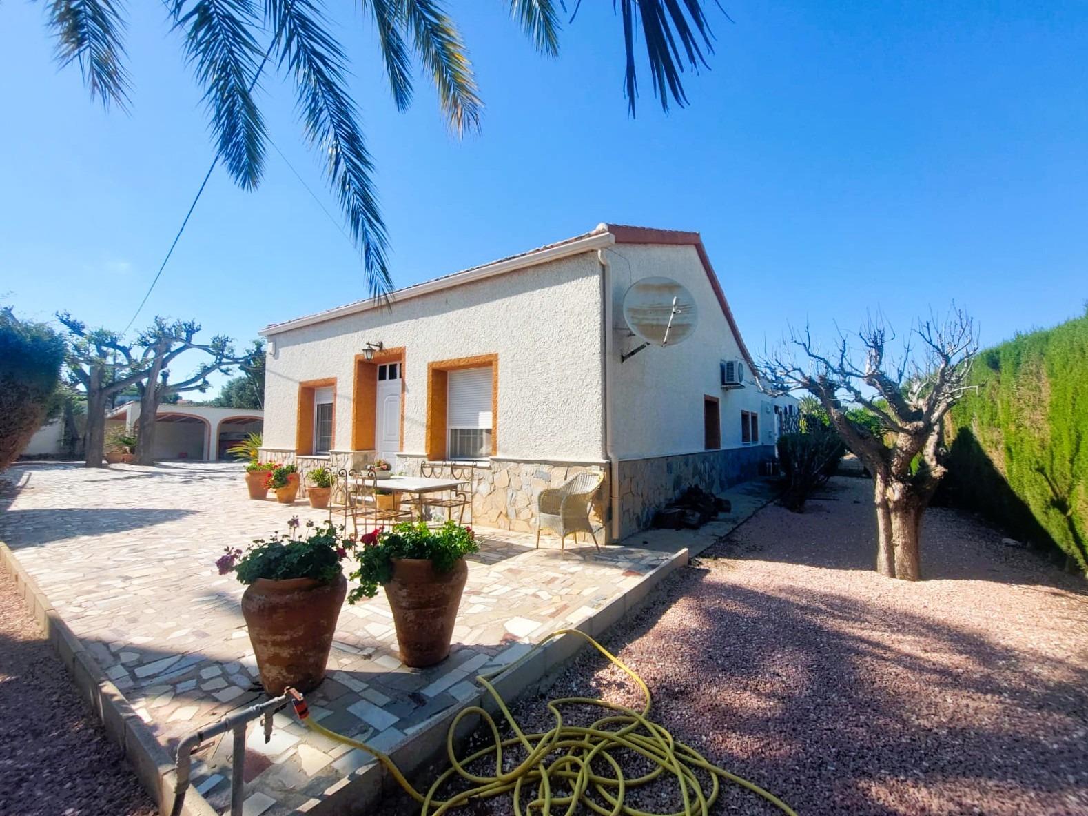3-2-155 Charming mediterranean villa