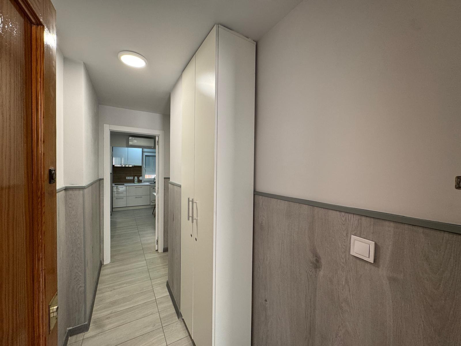2 BAÑOS. 65 M2. SECADO POR DOS ESTUDIOS PARA ALQUILAR