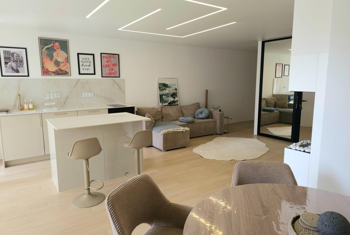 Exclusive Renovated Apartment in La Veleta, Torrevieja – Steps from the Sea
