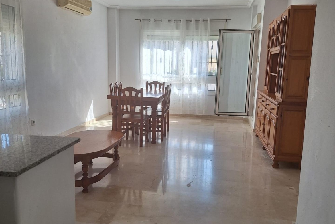 Apartamento en la prestigiosa urbanización Jumilla 3