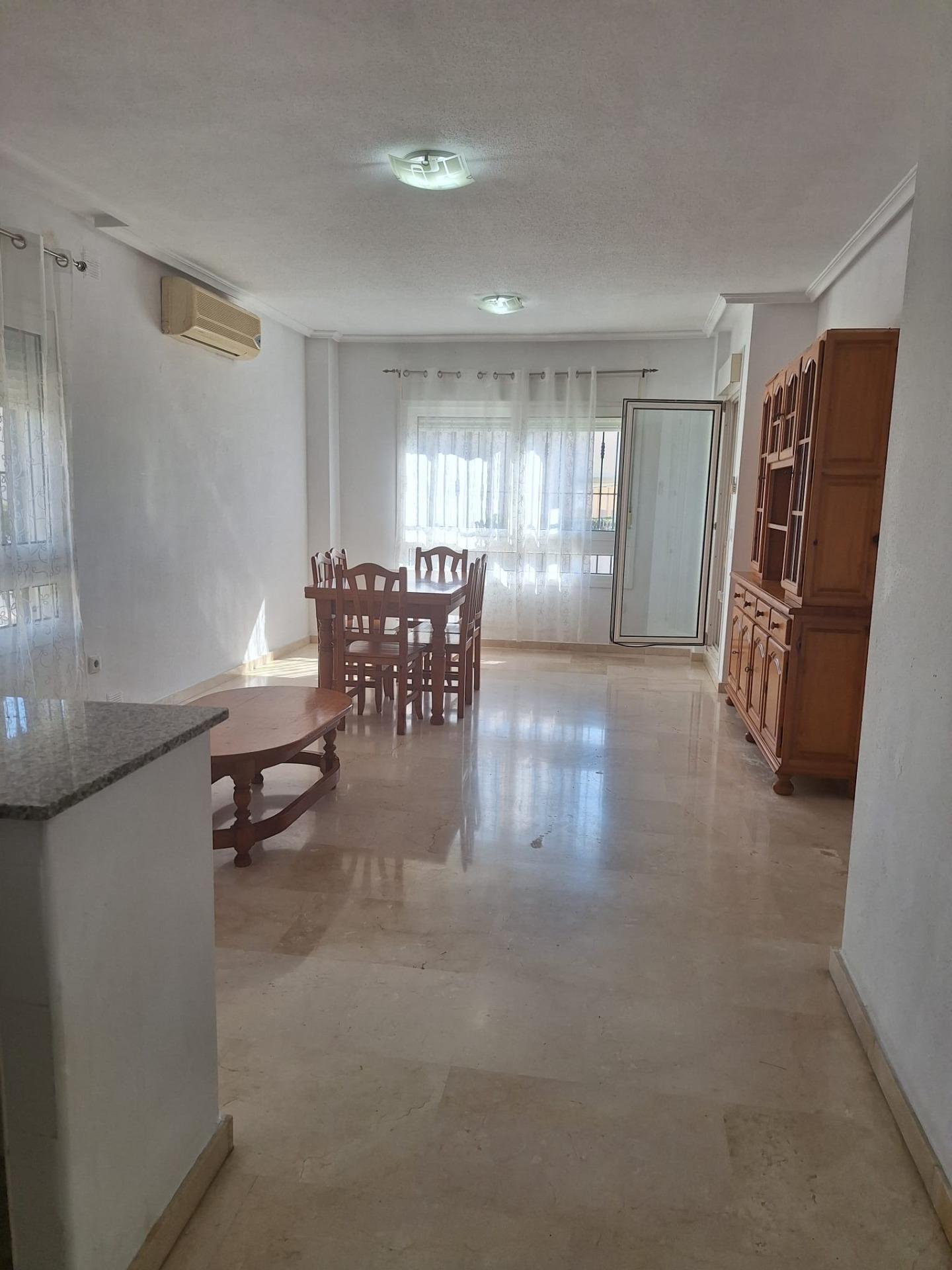 3-2-189 Apartamento en la prestigiosa urbanización Jumilla 3