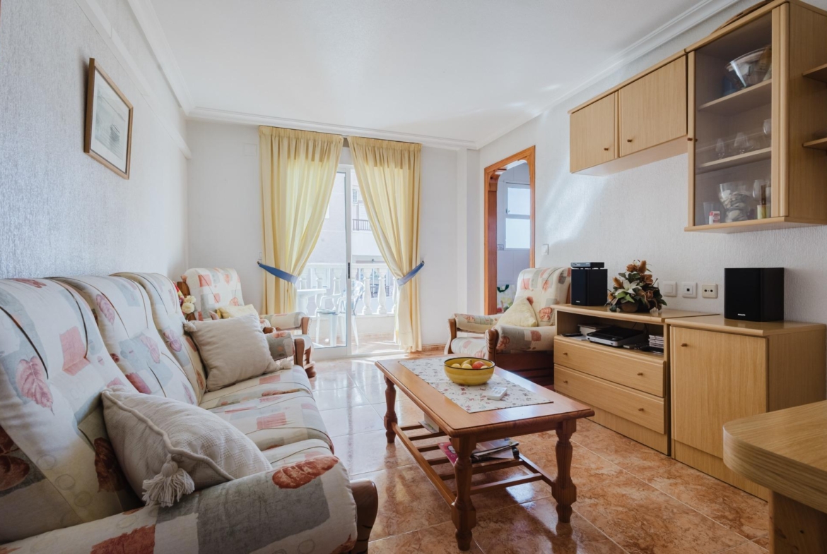 ESPACIOSA VIVIENDA DE 3 AMPLIAS HABITACIONES