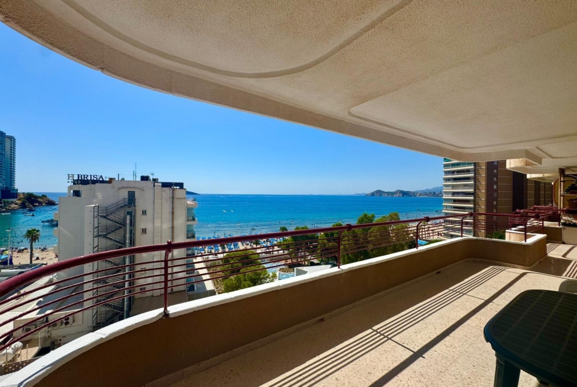 Apartamento con IMPRESIONANTES vistas al mar, Edif. Coblanca 8, playa Levante, Benidorm