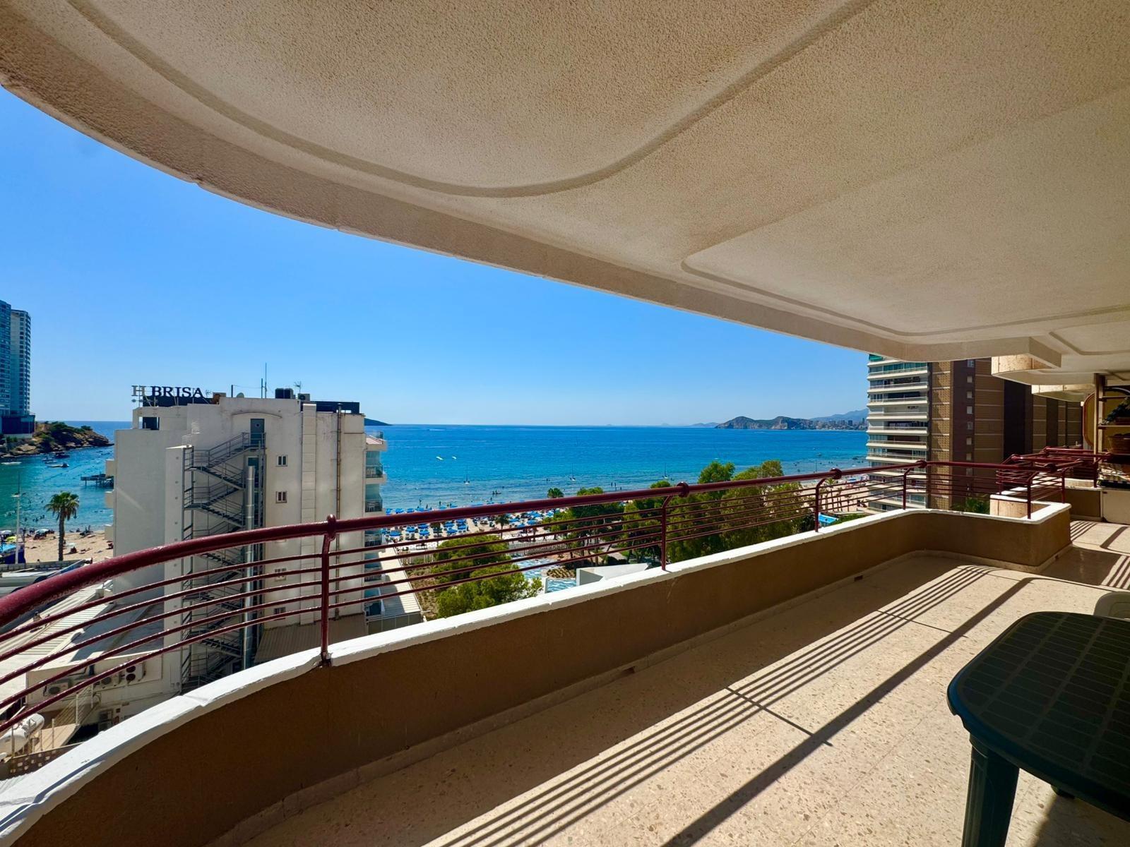 Apartamento con IMPRESIONANTES vistas al mar, Edif. Coblanca 8, playa Levante, Benidorm
