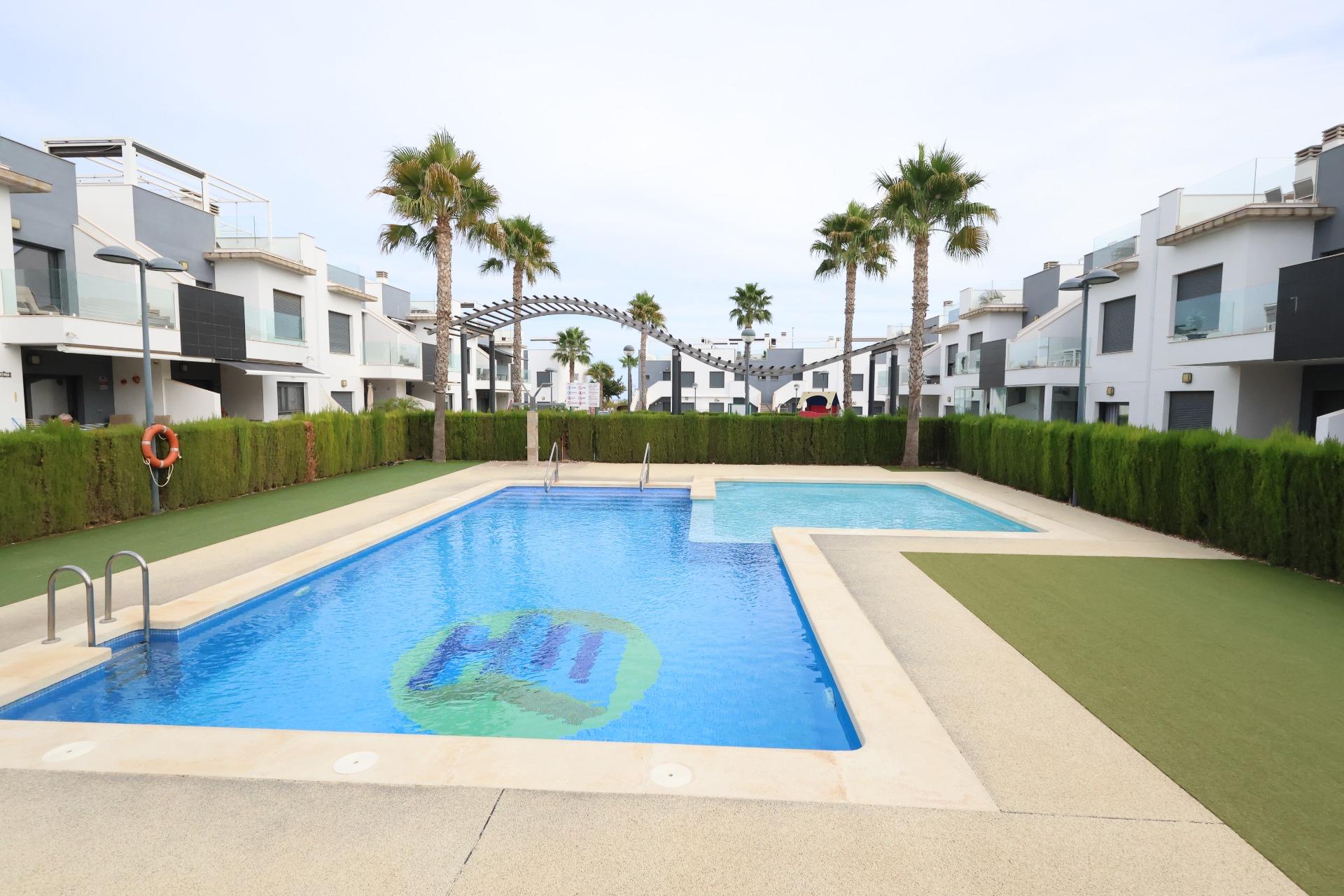 Pilar de la Horadada Bungalow en planta alta en Residencial Lamar Resort