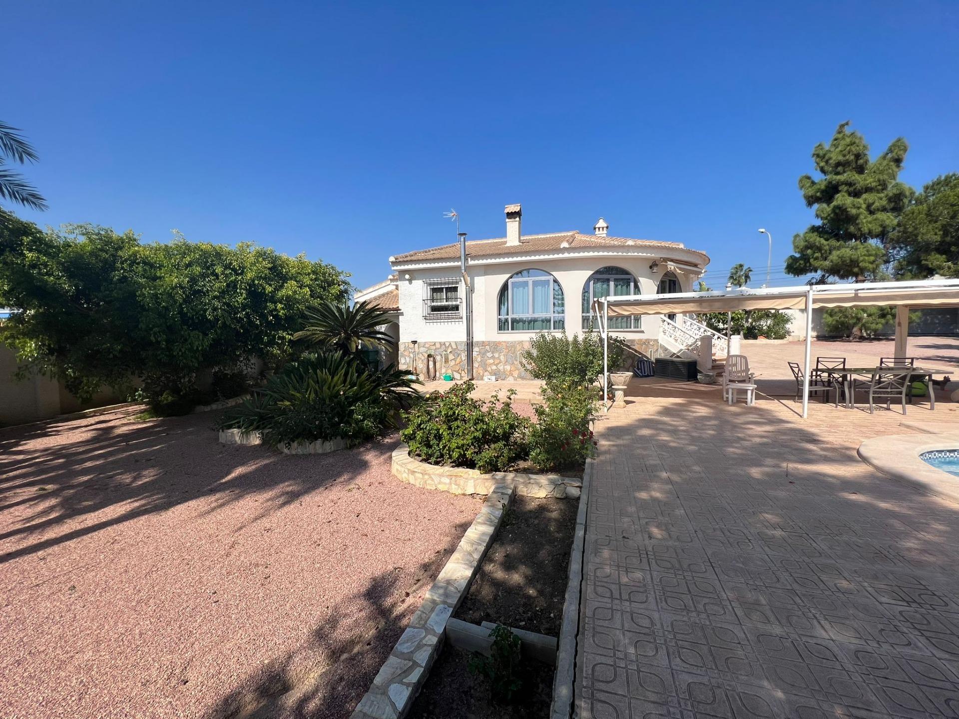 3-2-59 Spectaculaire villa in Ciudad Quesada Rojales gebied met een eigen zwembad en vrij uitzicht