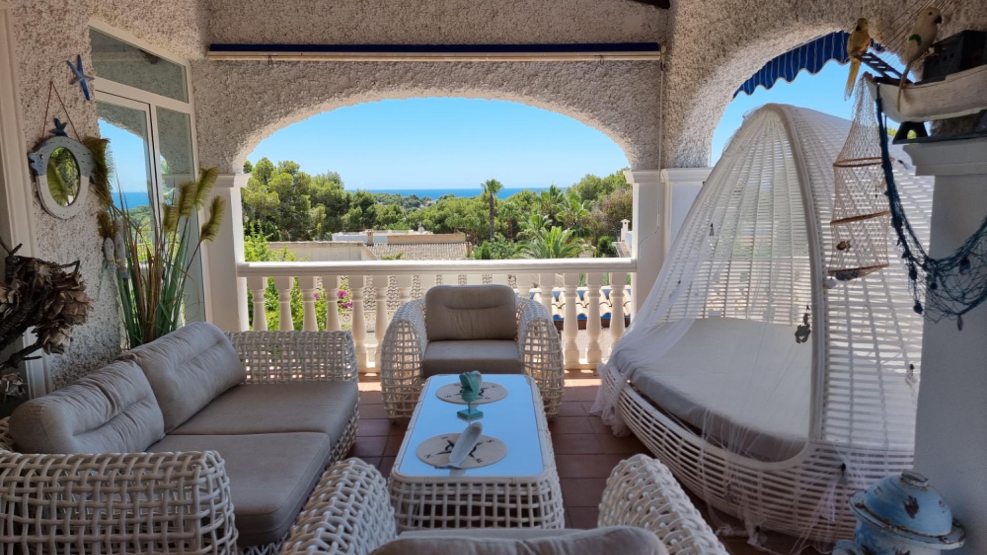Luxe villa voor een groot gezin in Moraira