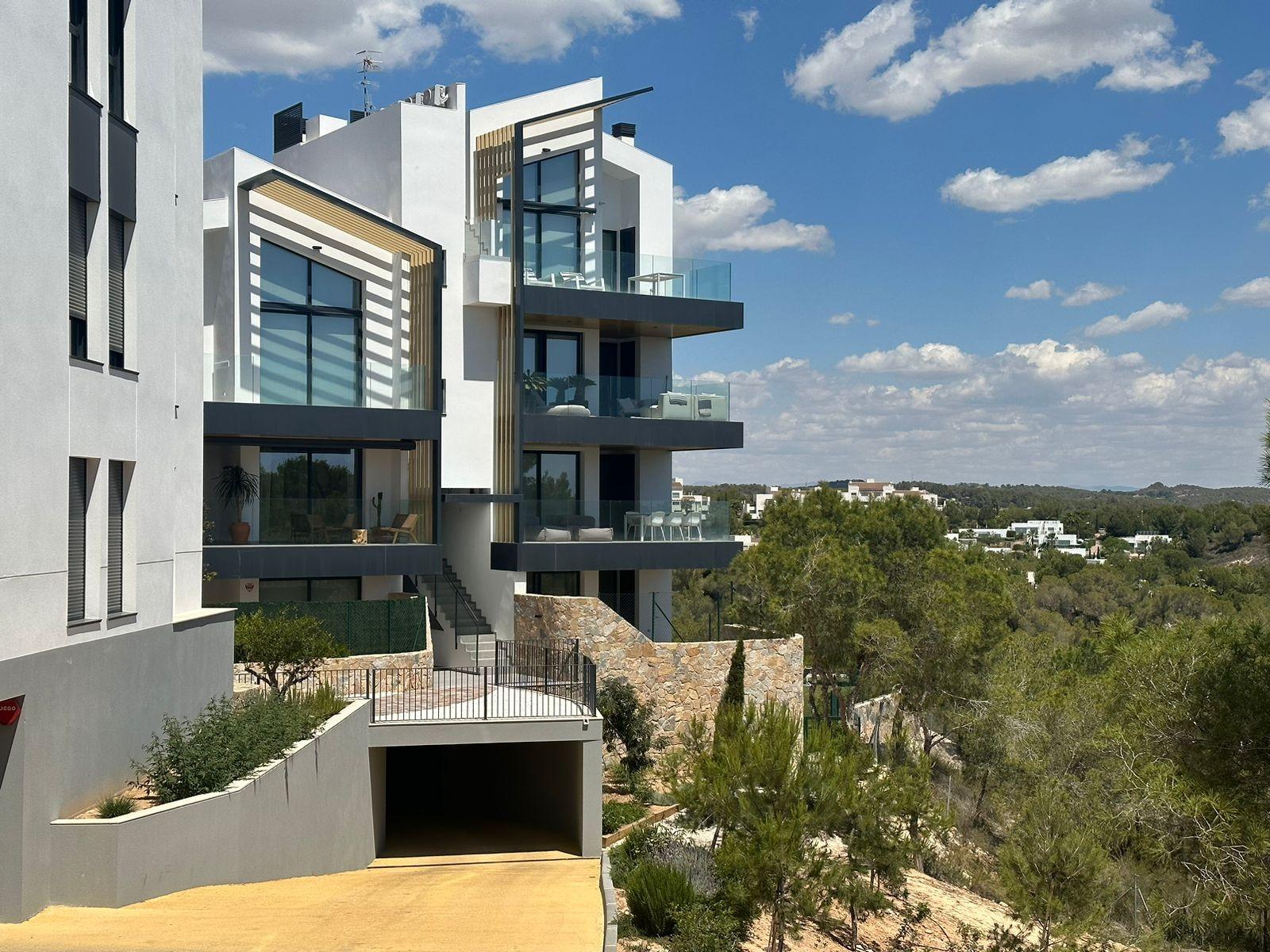 Nieuw appartement te koop in Las Colinas Golf Resort