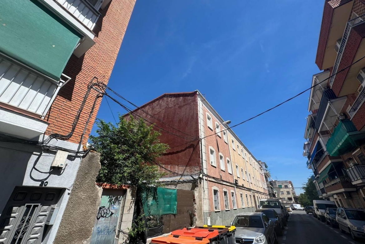TERRENO URBANO EN VENTA EN VILLAVERDE, MADRID