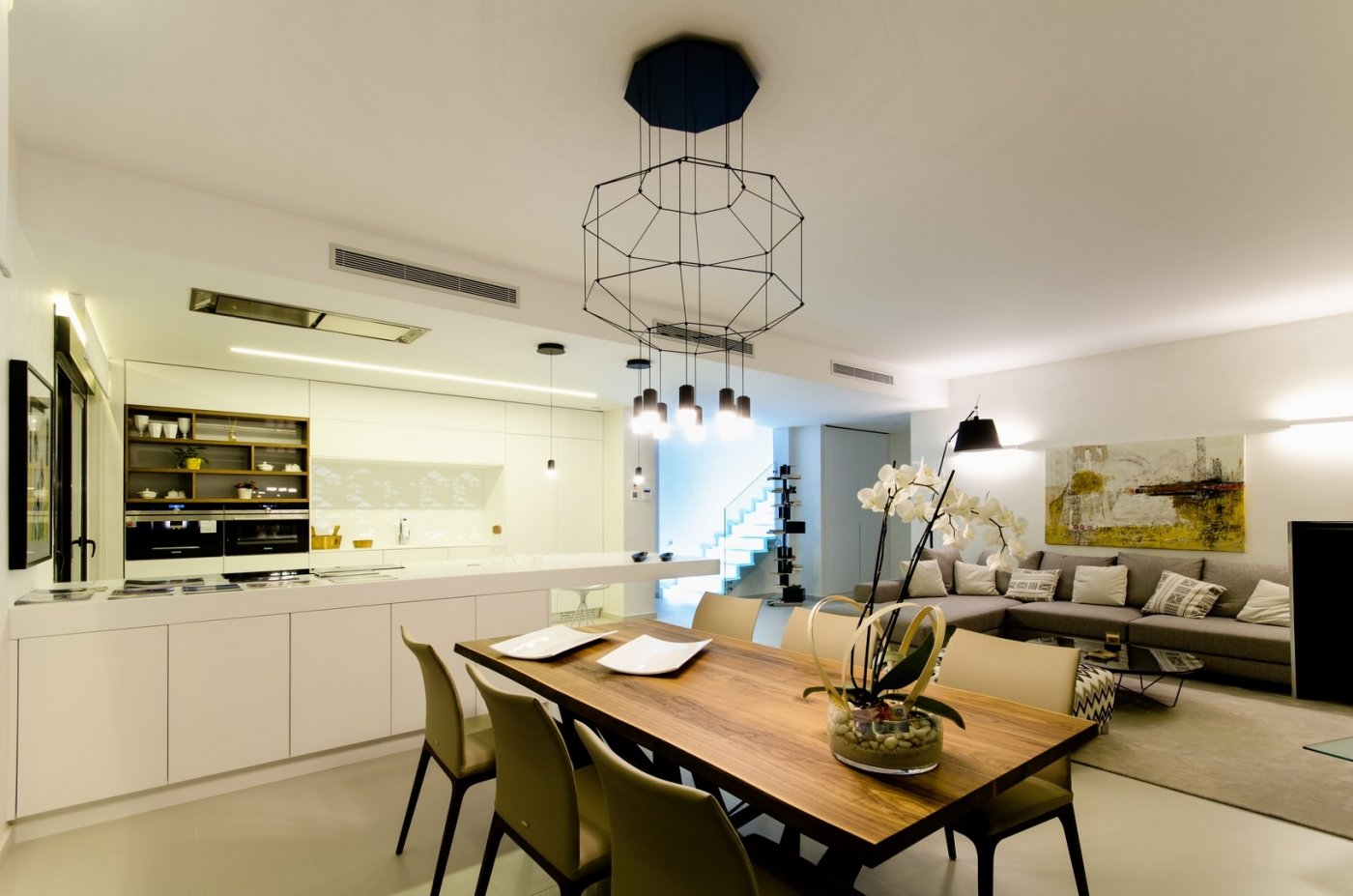 3-20-4 NEW CONSTRUCTION VILLAS 250 m FROM THE BEACH IN CAMPOAMOR