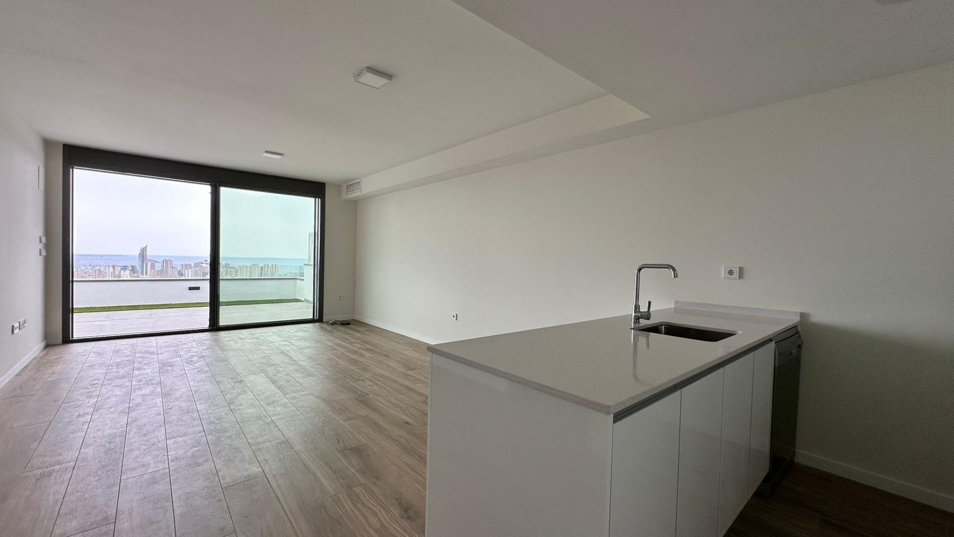 NIEUWE APPARTEMENT MET ZEEZICHTEN