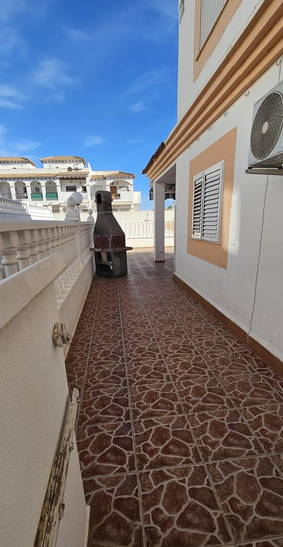3-20-48 ORIHUELA COSTA EXCLUSIVA: ZENIAMAR 3, 4 HABS AMPLIO JARDIN PISCINA COM 320.000 EUROS!