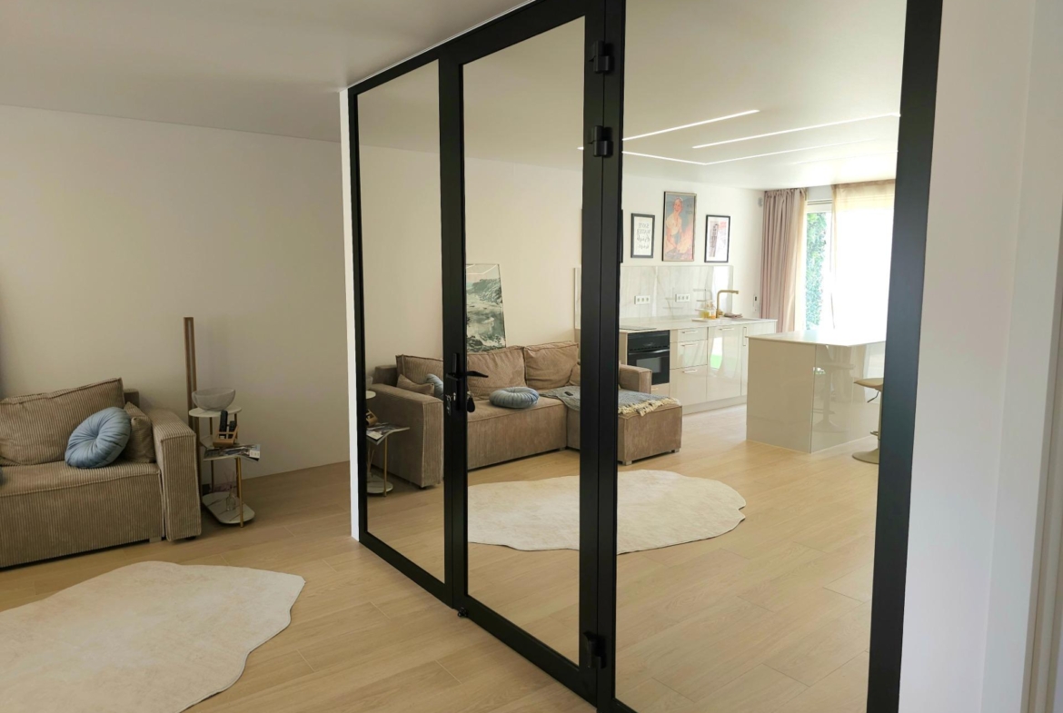 Exclusive Renovated Apartment in La Veleta, Torrevieja – Steps from the Sea