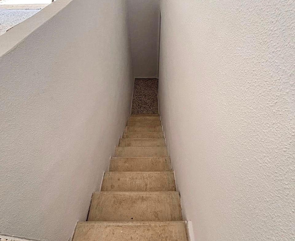 VILLA ESTILO MEDITERRANEO EN CIUDAD QUESADA CON PARCELA DE 500 M2 Y PROPIA PISCINA. 3 DORM. 2 BAÑOS. 110 M2 DE CASA.